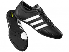 Кроссовки Adidas (Черные)